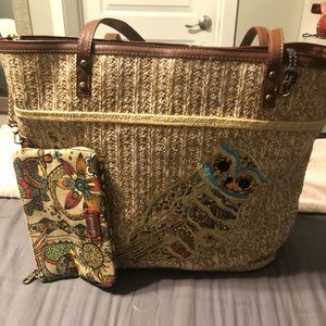 Oversized Sakroots braided tote w/ wristlet